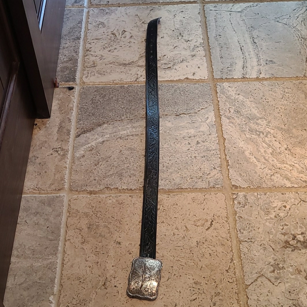 Black Vine Belt with decorative square piece